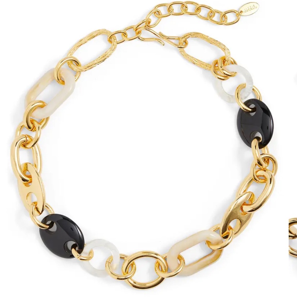 Clarice Collar Lizzie Fortunato